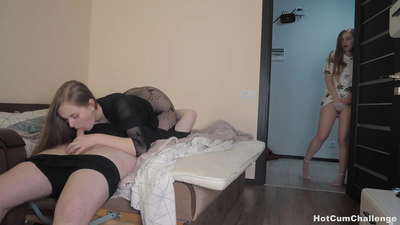 Tabù! Jien ġej meta nara lill-papà jħakkek lil ommi!